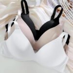 Women-Seamless-Bras-Sexy-Deep-V-Neck-Brassiere-Adjustable-Straps-Underwear-for-Female-Ladies-Push-Up